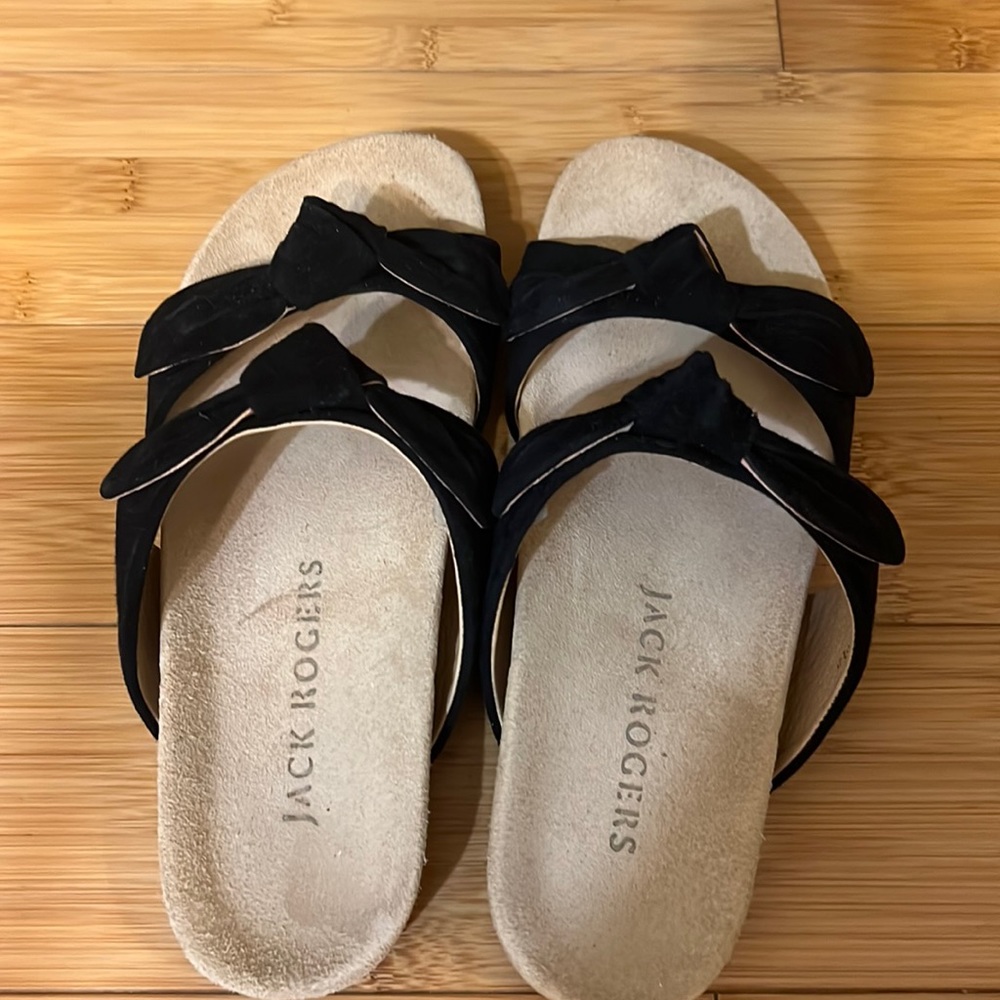Jack Rogers bow slide. Size 7 black